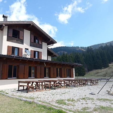 Rifugio Garibaldi LEDRO Buitenkant foto